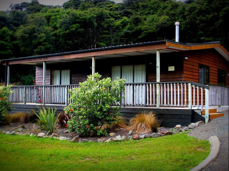 Вилла Tangiaro Retreat Port Charles Экстерьер фото