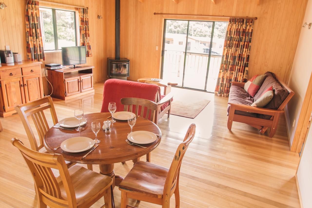 Вилла Tangiaro Retreat Port Charles Экстерьер фото