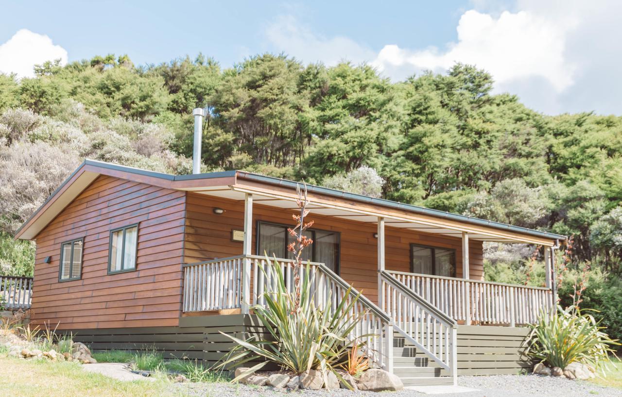 Вилла Tangiaro Retreat Port Charles Экстерьер фото